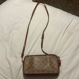 coach crossbody wallet/purse with detachable straps